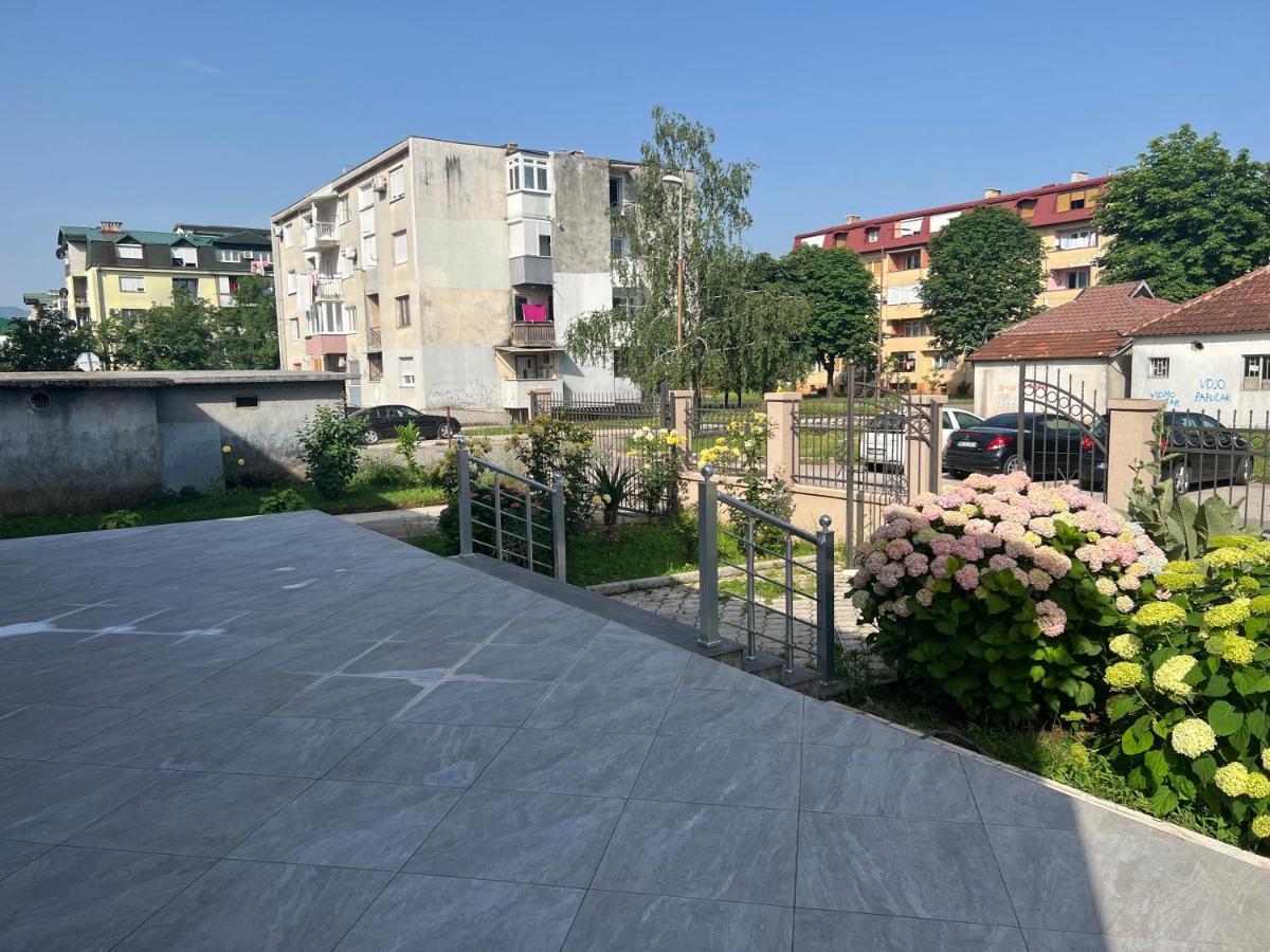 Apartman Scepanovic Niksic Luaran gambar