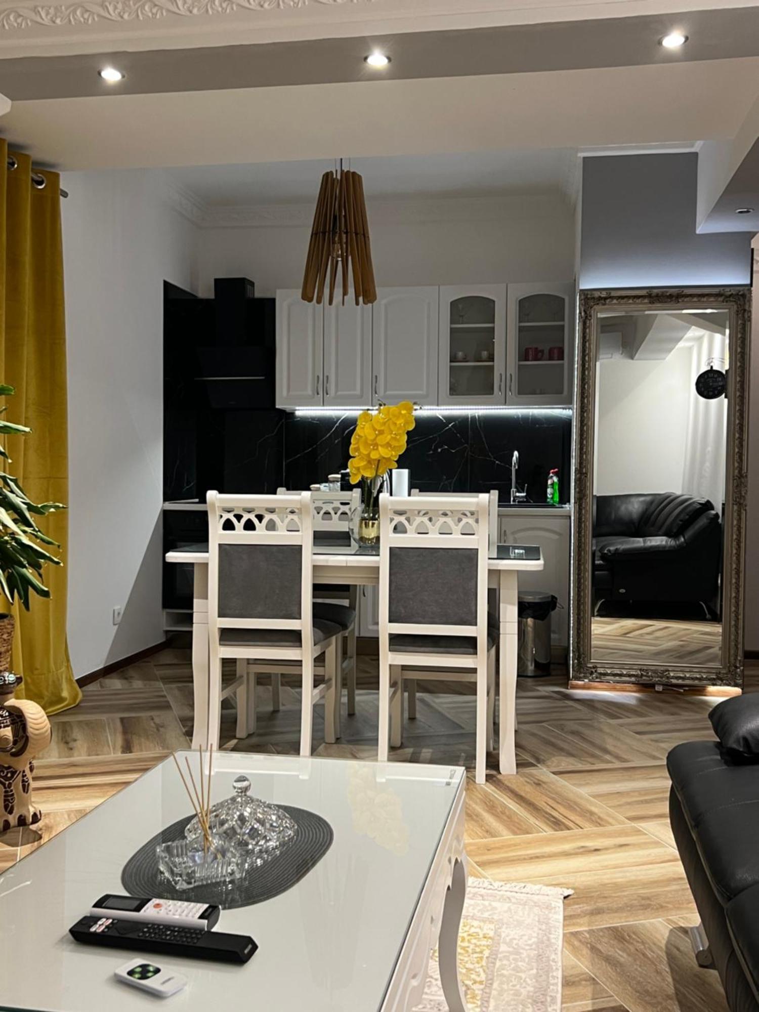 Apartman Scepanovic Niksic Luaran gambar